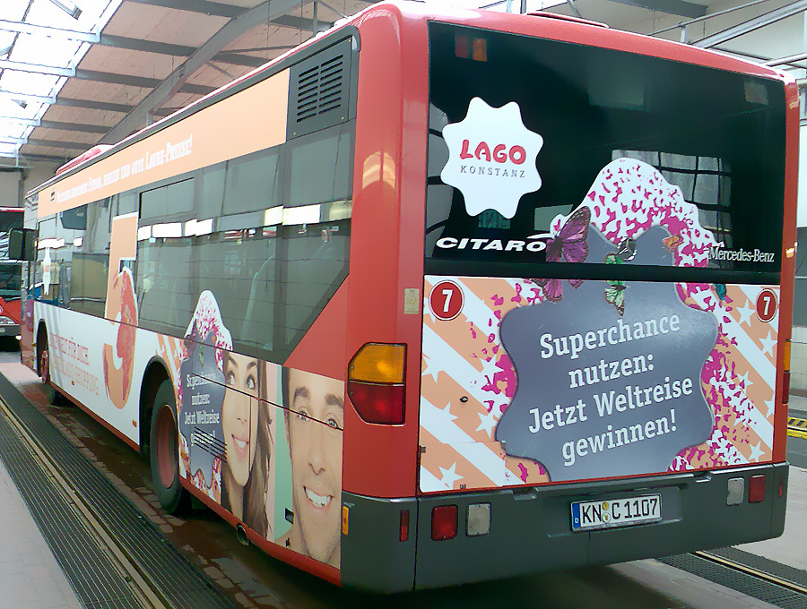 Fahrzeugbeklebung